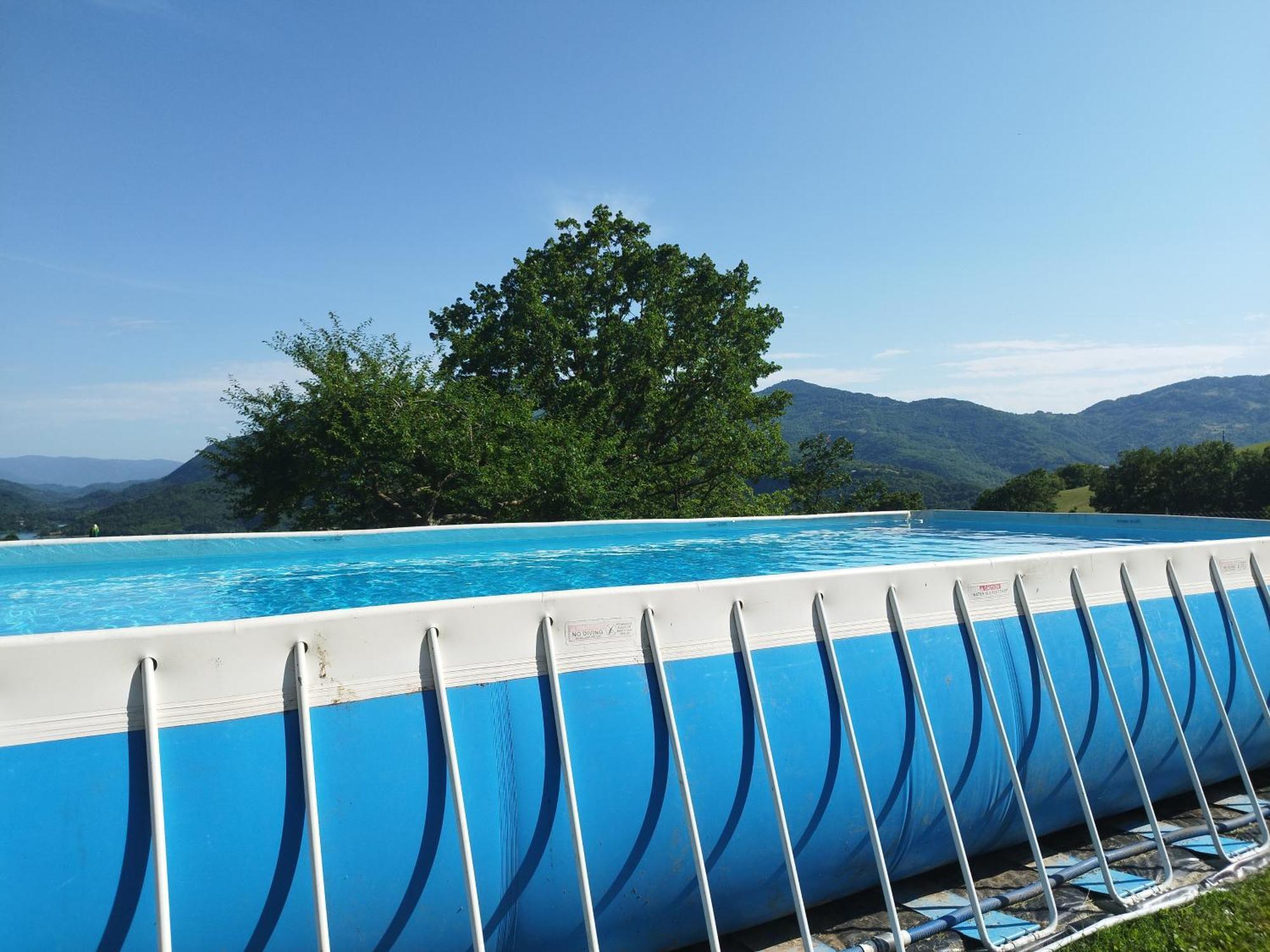 Agriturismo Le Cascine Кастель-ди-Тора Экстерьер фото